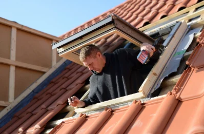 Pose de fenêtres de toit Velux à Belluire